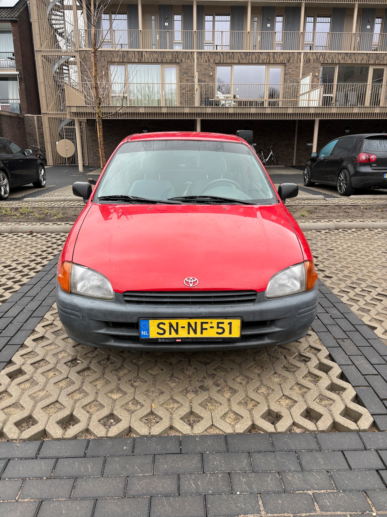 Toyota Starlet - 1.3-16V XLi GTSi met stuurbekrachtiging, bluetooth en usb. - AutoWereld.nl
