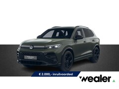 Volkswagen Tiguan - R-Line Edition 1.5 eHybrid 150 kW / 204 PK DSG | Black Style | Panoramadak | Trekhaak wegk