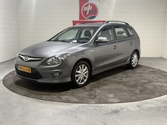 Hyundai i30 CW - 1.4i i-Motion, Volledig onderhouden, Clima, Cruise, Isofix, Dakrails, 2e eigenaar, Parkeer