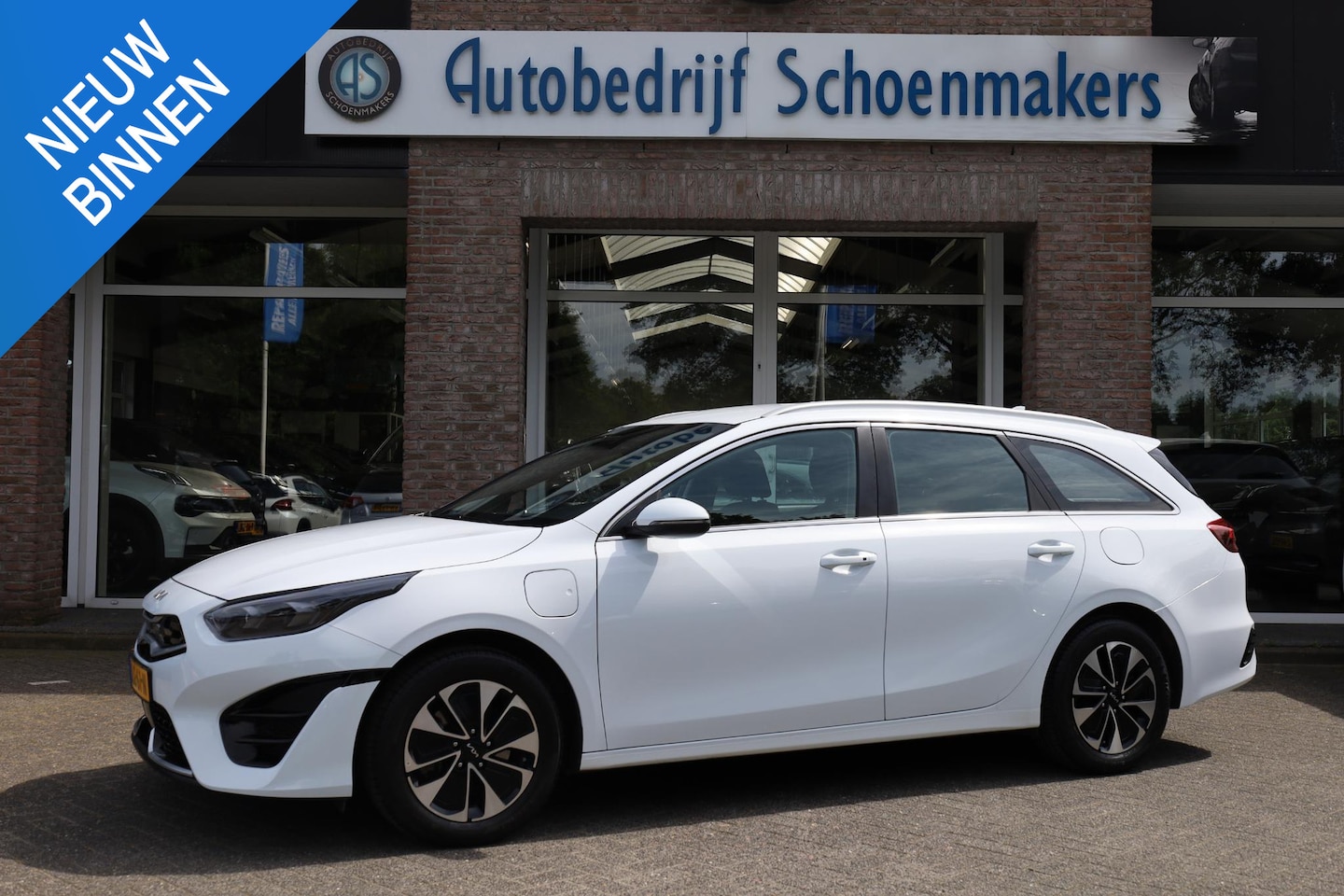 Kia Cee'd Sportswagon - Ceed 1.6 GDI PHEV DynamicPlusLine CAMERA CARPLAY STUUR/STOELVERWARMING DAB TREKHAAK-AFN. C - AutoWereld.nl