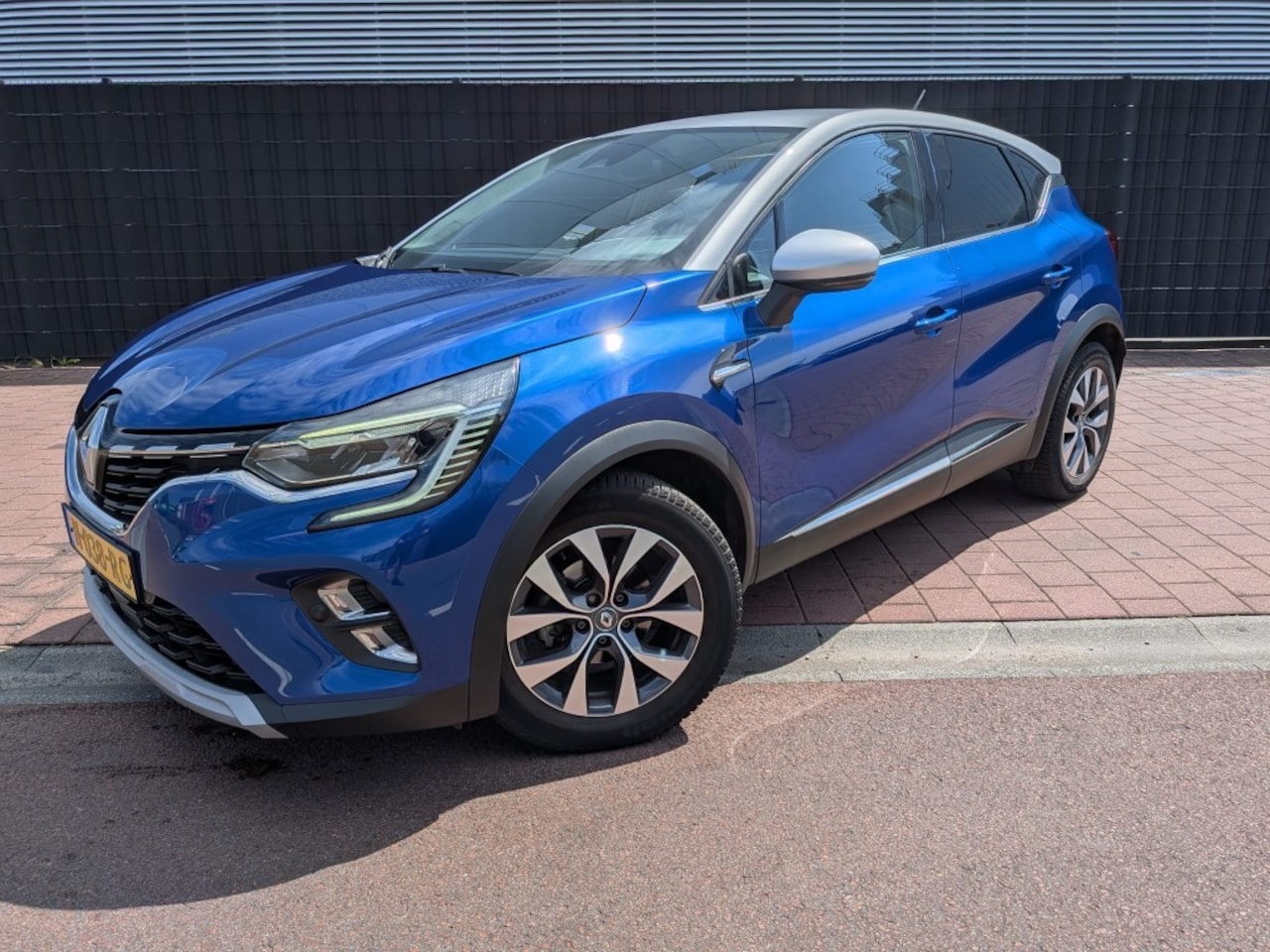 Renault Captur - 1.0 TCe 100 Intens Trekhaak - AutoWereld.nl