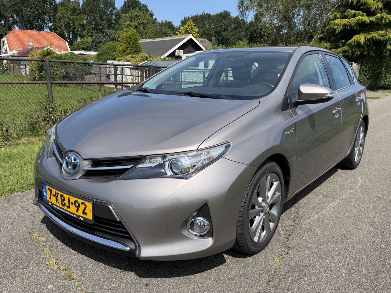 Toyota Auris - 1.8 Hybrid Dynamic Navi/Camera/Ecc/Cruise/Dlr. Onderhouden - AutoWereld.nl