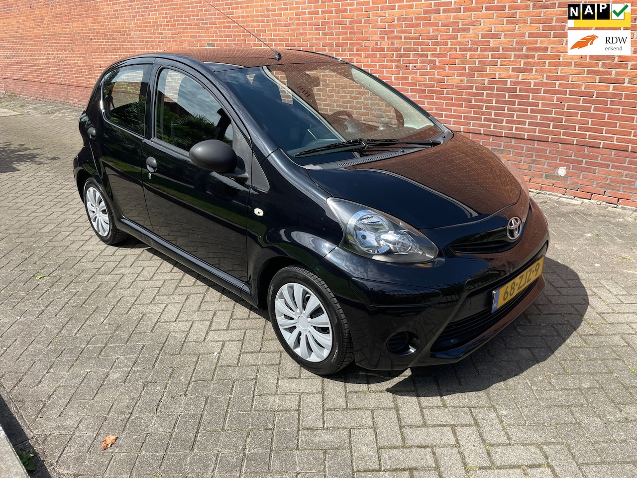 Toyota Aygo - 1.0 VVT-i Comfort Navi AIrco - AutoWereld.nl