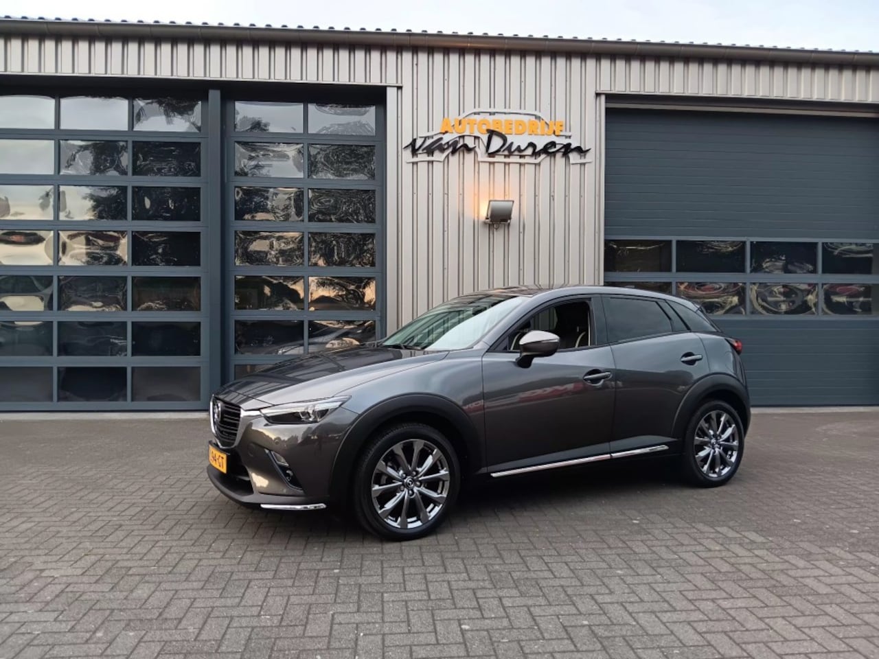 Mazda CX-3 - Skyactiv Luxury 120pk  Navi Cruise/Clima  AUR-Camera PDC v+a  Apple play  Trekhaak  Head u - AutoWereld.nl