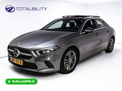 Mercedes-Benz A-klasse - 200 Premium Plus | Leer | Panodak | Stoelverw. | Afn. trekhaak | Navigatie | All-season ba