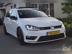 Volkswagen Golf Variant - 2.0 TDI (184pk) DSG 2X R-line Pano/Xenon/Trekhaak/19inch/Camera/Carplay