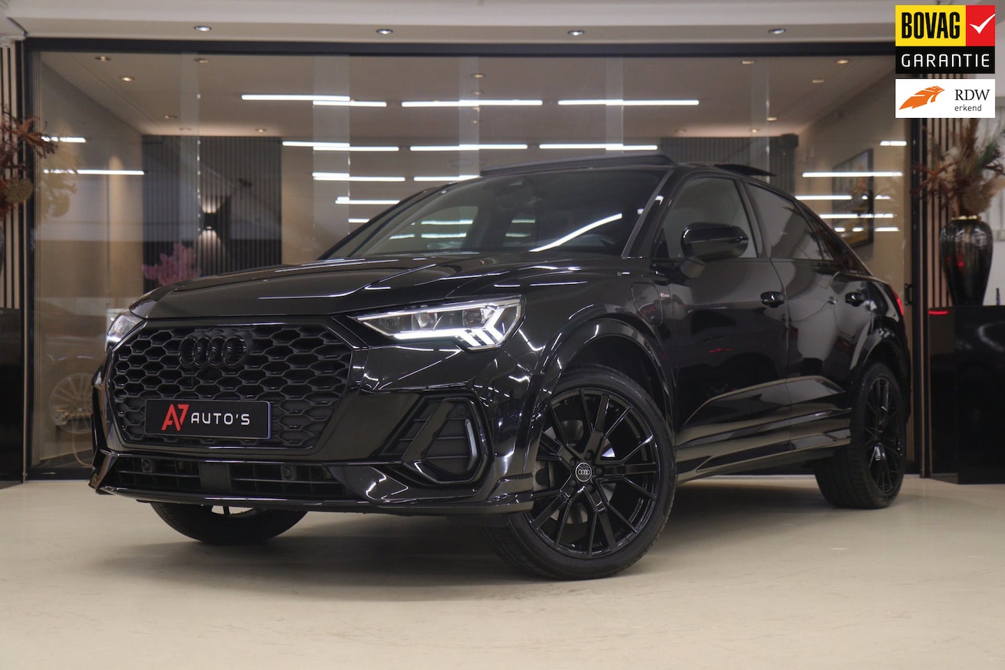 Audi Q3 Sportback - 45 TFSI e S Edition /PANO/CARPLAY/KEYLES/STOELV/BOMVOL - AutoWereld.nl