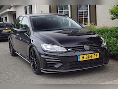 Volkswagen Golf - 1.5 TSI (150pk) DSG R-line LED/Keyless/Camera/Massage/19 inch