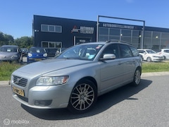 Volvo V50 - 2.4 D5 180 PK Summum AUT. [ NAP leder ]