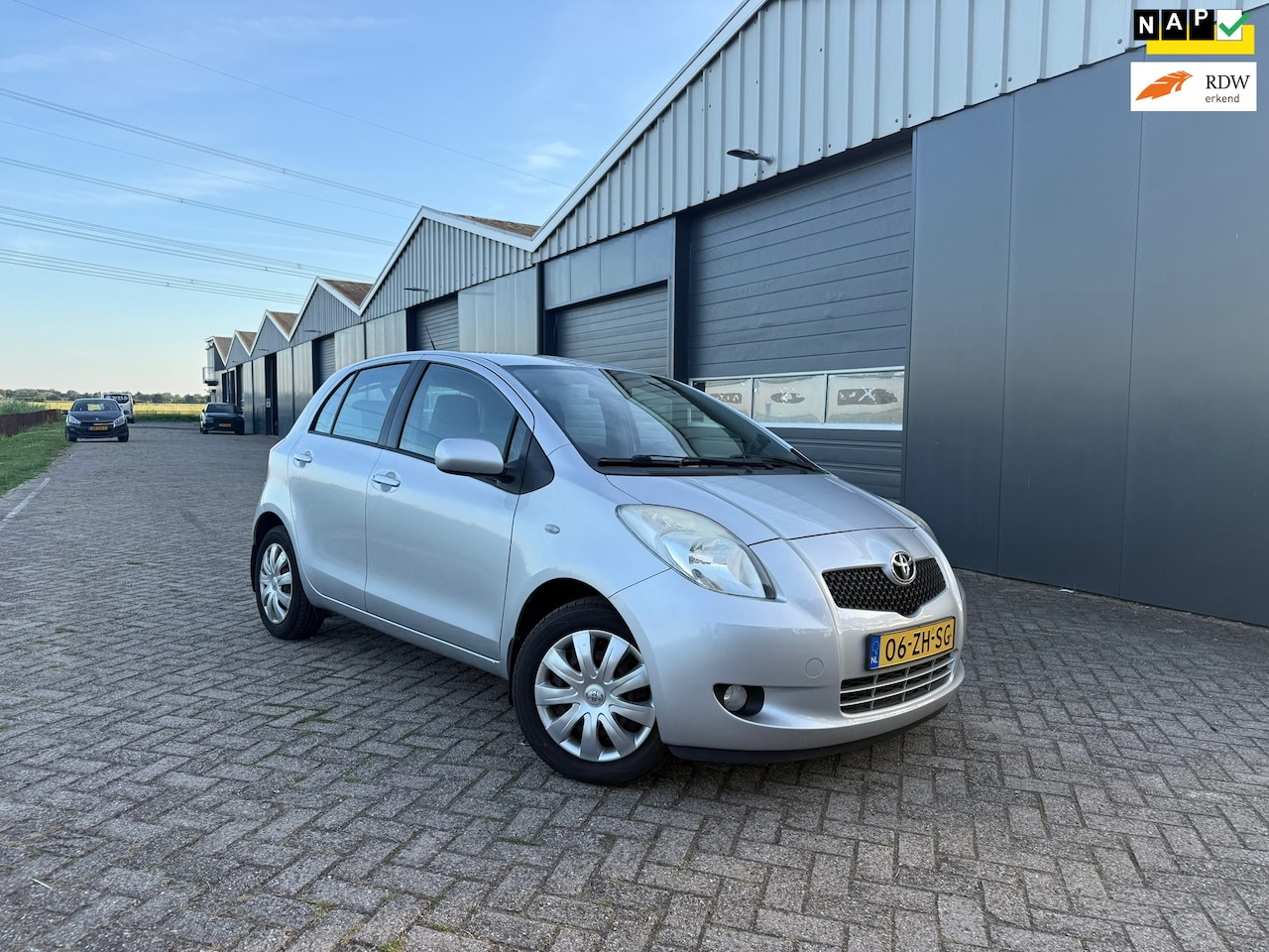 Toyota Yaris - 1.3 VVTi Sol 2e Eigenaar/Airco/Volledig onderhoud - AutoWereld.nl