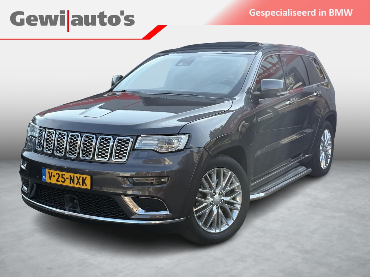 Jeep Grand Cherokee - 3.0 CRD Summit GRIJS KENTEKEN - AutoWereld.nl