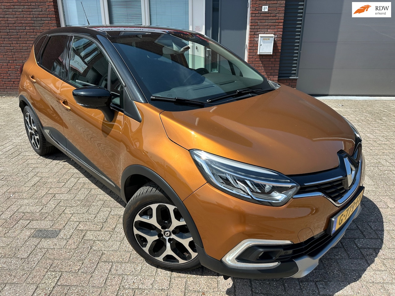 Renault Captur - 0.9 TCe Zen / Navi / Bose / Camera / PDC / Clima / Cruise - AutoWereld.nl