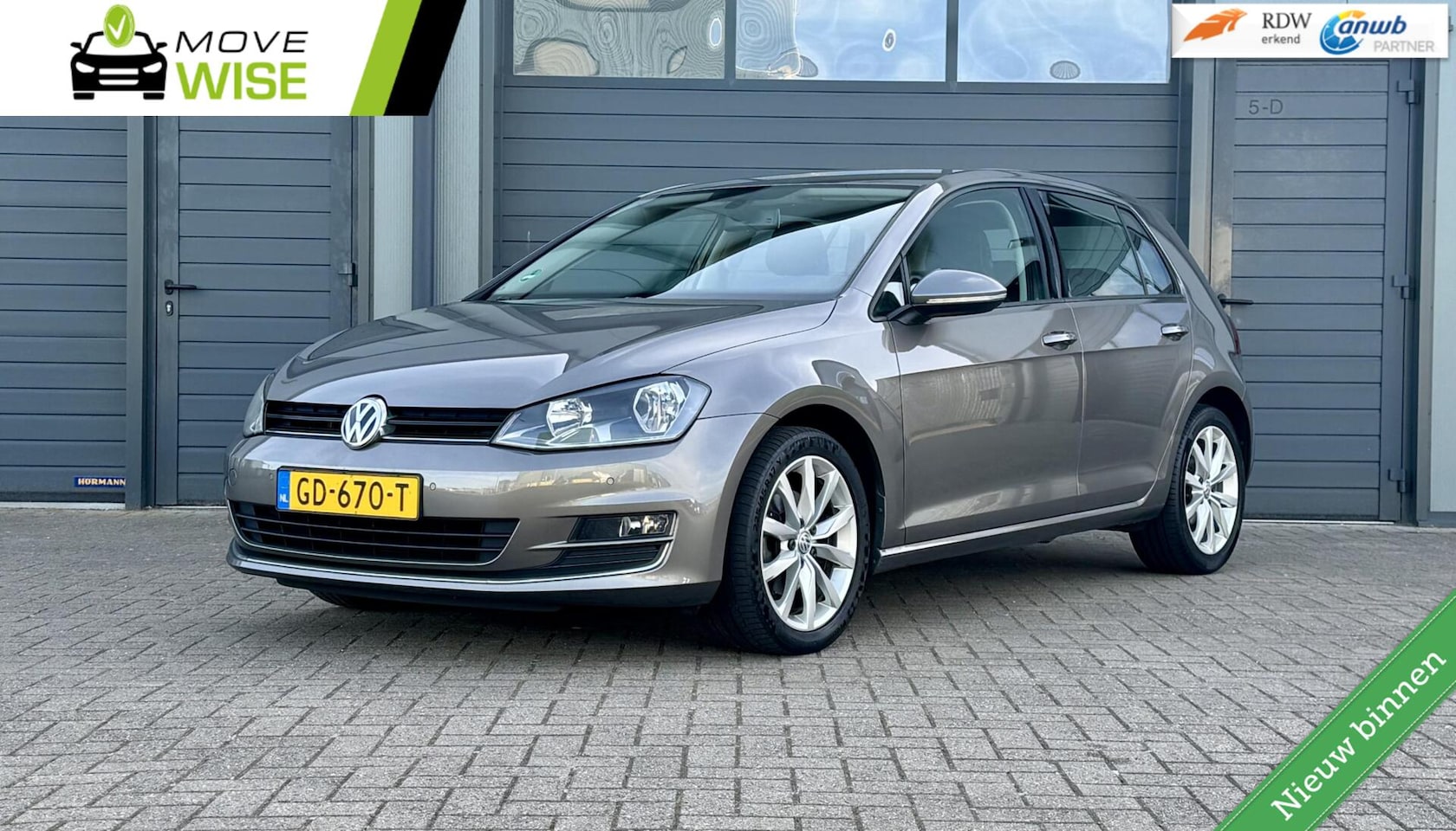 Volkswagen Golf - 1.4 TSI 122pk 4 Cil. Highline | LAGE KM NAP | 1e Eigenaar | 5 Deurs | Camera | PDC | Cruis - AutoWereld.nl