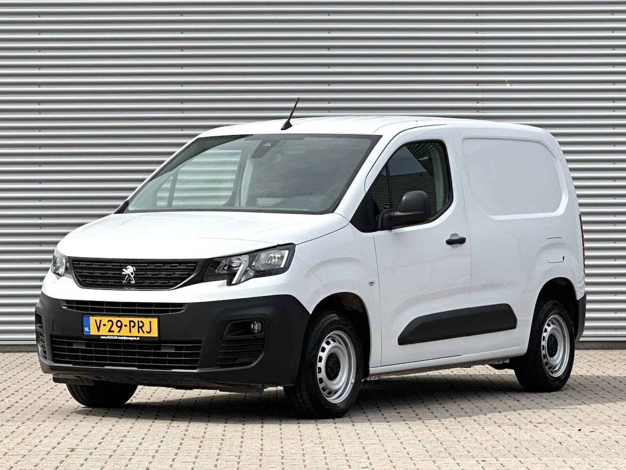 Peugeot Partner - 1.5 100 pkL1 Airco|Navi|Cruise Berlingo/Combo 3zits - AutoWereld.nl