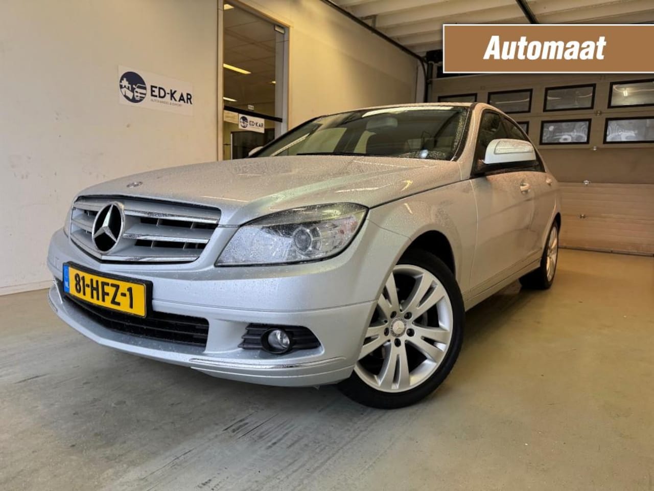 Mercedes-Benz C-klasse - C180 K AUT CLIMA NIEUWE MOTOR NAP APK BIJ AFLEVERING - AutoWereld.nl