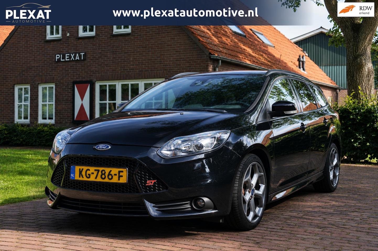 Ford Focus Wagon - 2.0 EcoBoost ST-3 | Recaro Kuipstoelen | Nette staat | Achteruitrijcamera | Stoelverwarmin - AutoWereld.nl