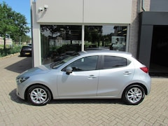 Mazda 2 - 2 1.5 Skyactiv-G 90pk 6AT TS+ All Season Carplay Trekhaak