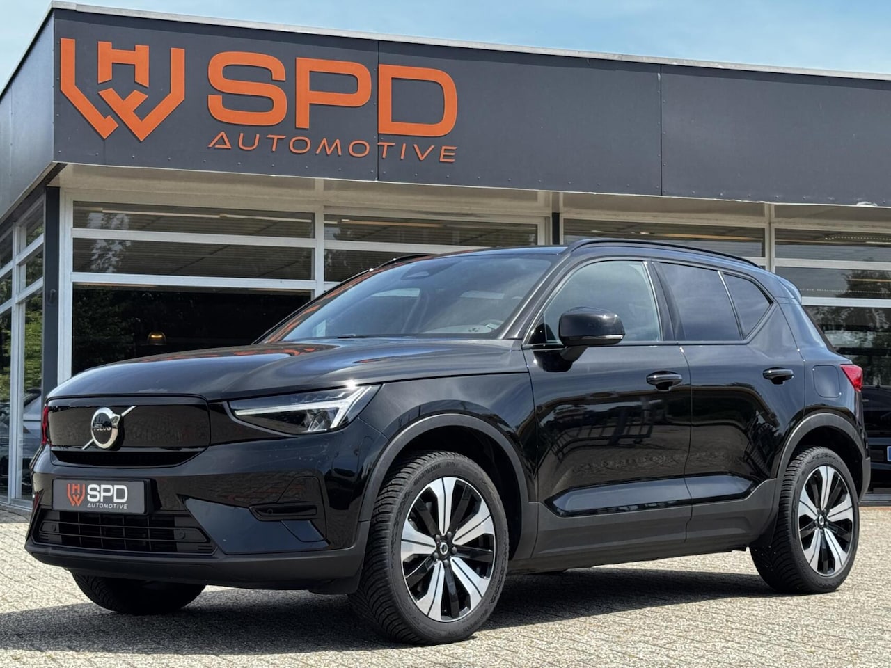 Volvo XC40 - Recharge Plus 70 kWh|232PK|19"|ACC|CAM|Dodehoekde - AutoWereld.nl