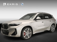 BMW X1 - xDrive25e M-Sportpakket / Panoramadak / Trekhaak / Head-up / Harman Kardon / Driving assis