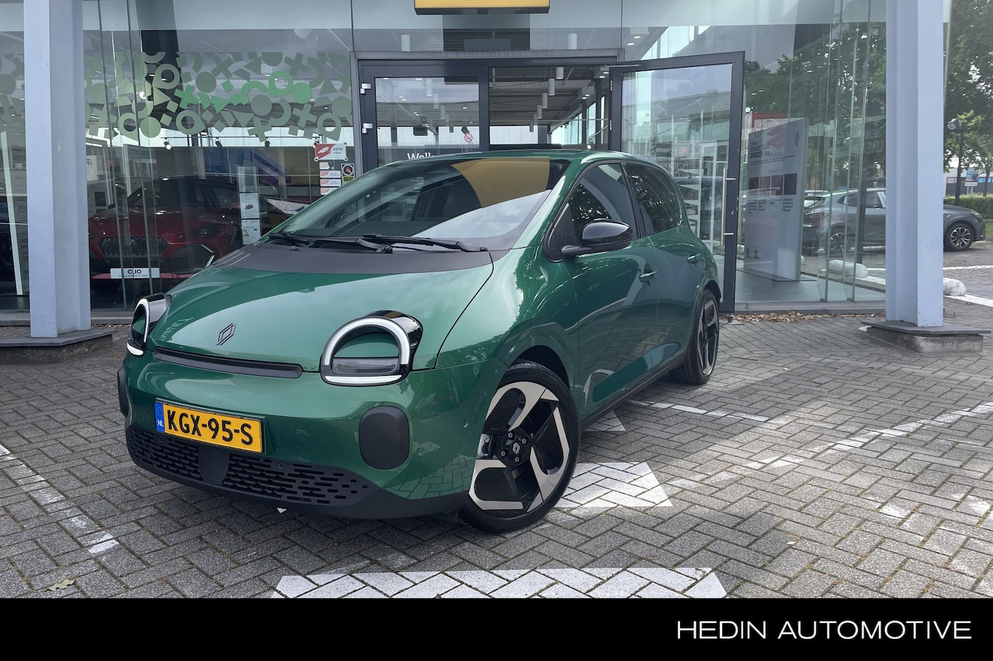 Renault Twingo - urban range techno 27.5 kWh | Stoelverwarming | Dodehoek | Camera | Navigatie | Keyless | - AutoWereld.nl