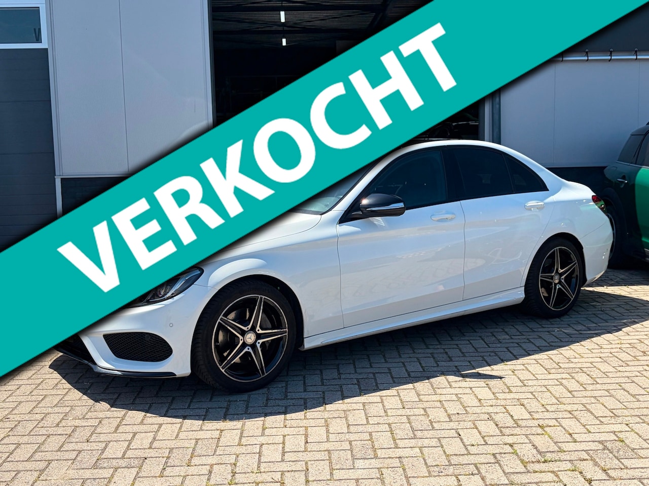 Mercedes-Benz C-klasse - 200 AMG-line|Trekhaak|Sfeer| - AutoWereld.nl