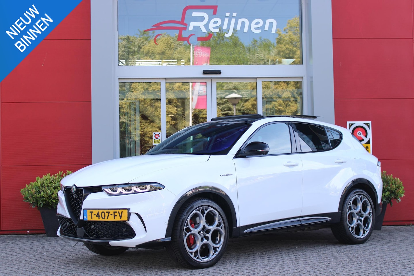 Alfa Romeo Tonale - PHEV 280PK VELOCE | PANORAMISCH SCHUIF/KANTEL DAK | PREMIUM PACK: LEDEREN BEKLEDING/GEVENT - AutoWereld.nl
