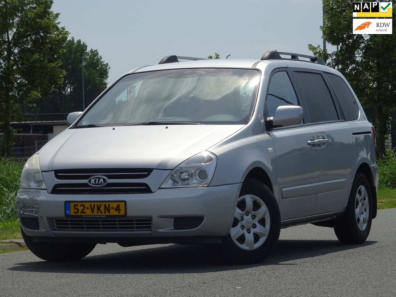 Kia Carnival - 2.9 CRDi VGT LX NAP/NAVI/AIRCO/CRUISE/PDC/APK - AutoWereld.nl