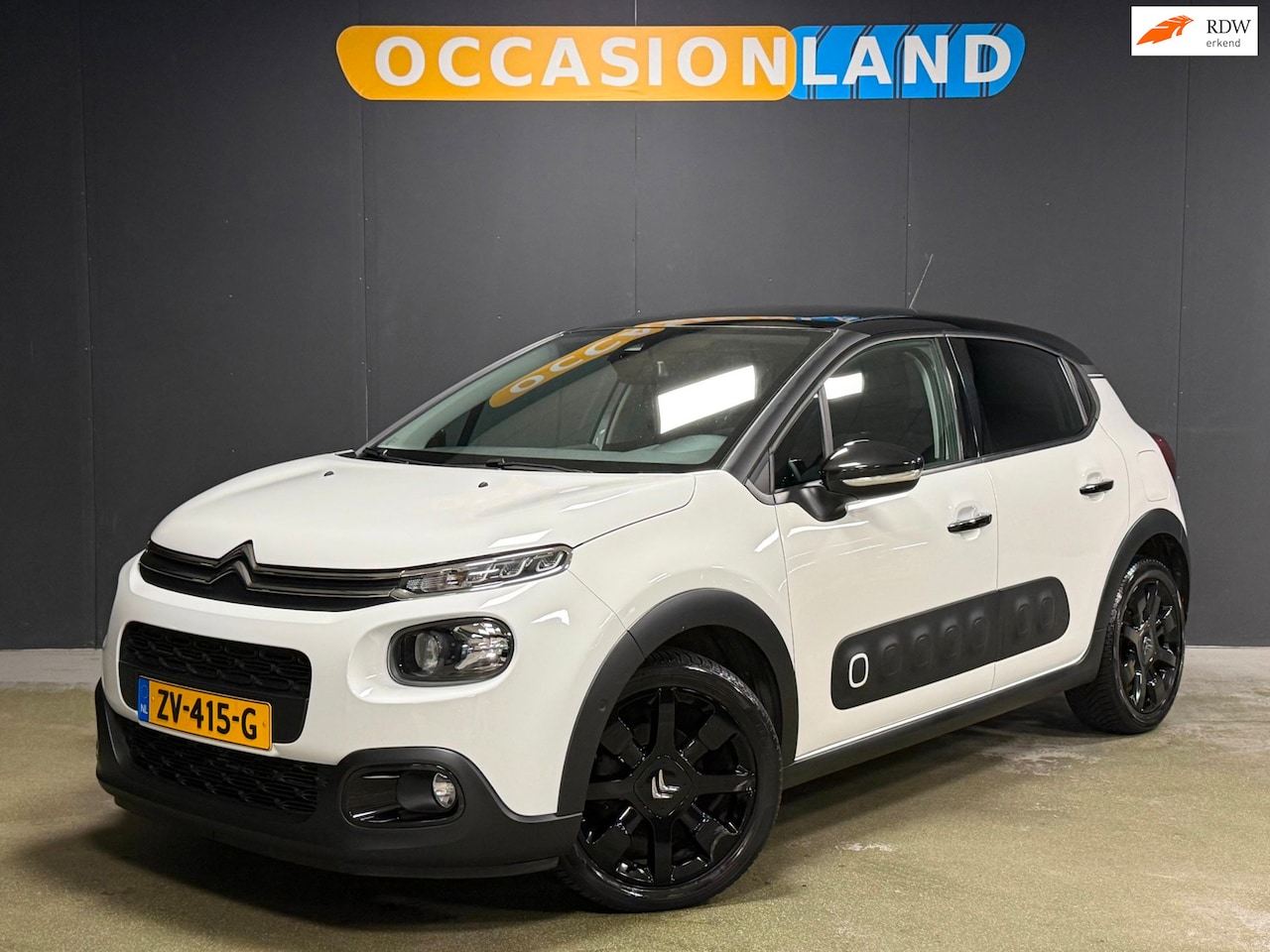 Citroën C3 - 1.2 PureTech S&S Shine|PANO|KEYLESS|CRUISE|CAMERA|DODEHOEK|CARPLAY|BLUETOOTH|17INCH| - AutoWereld.nl