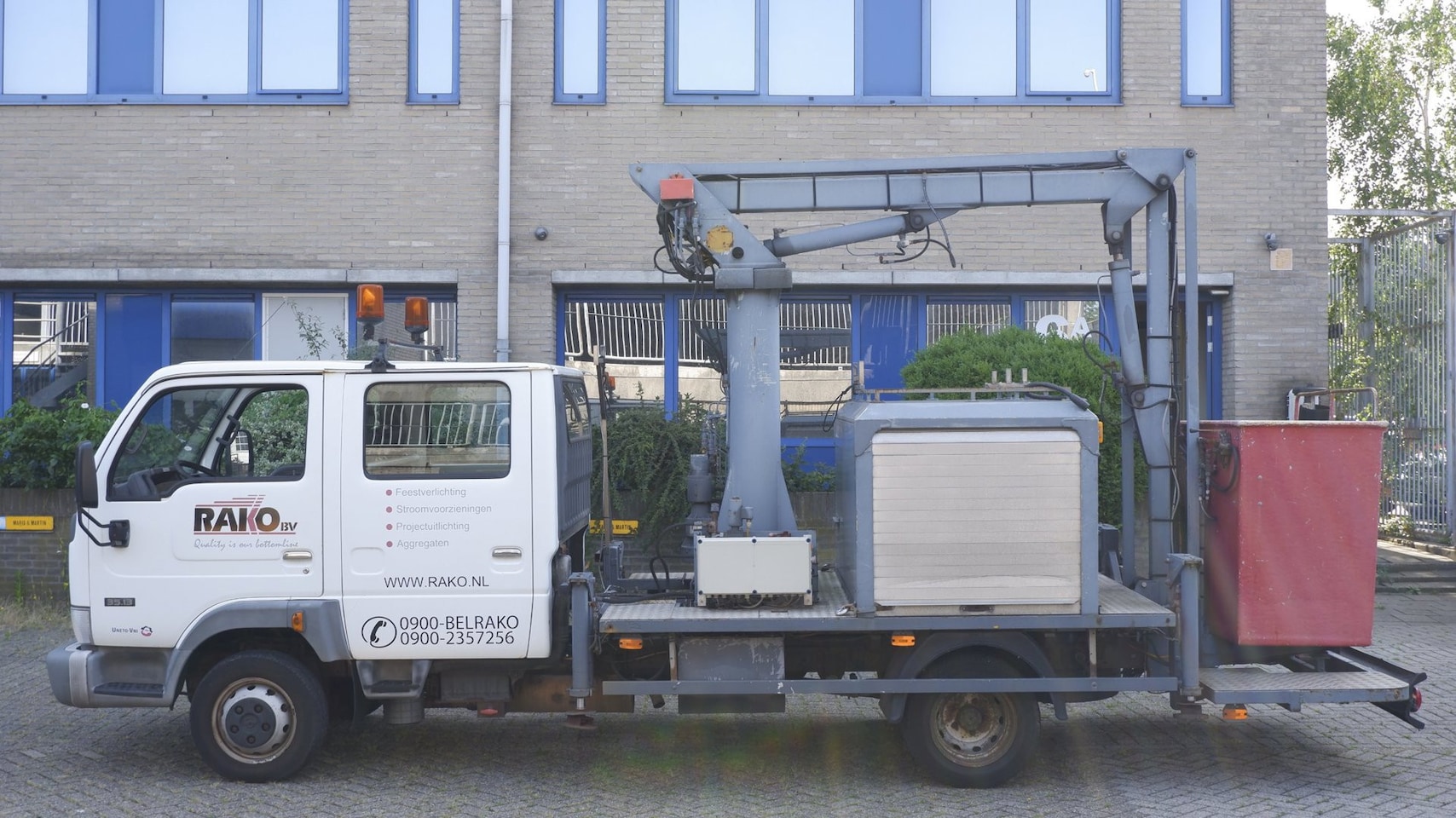 Nissan Cabstar E - 125.35-340 3.0TD i EX. BTW EXPORT ONLY - AutoWereld.nl