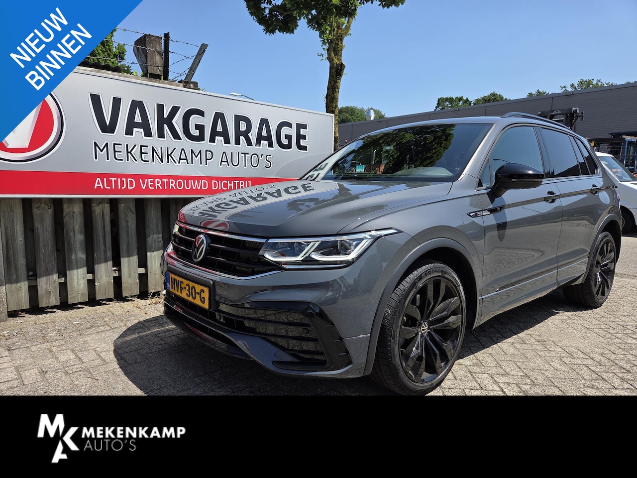Volkswagen Tiguan - 2.0 TSI 4Motion R-Line Black Style 20"/VOL Leder + memory/Harman Kardon/Panoramadak/360 ca - AutoWereld.nl