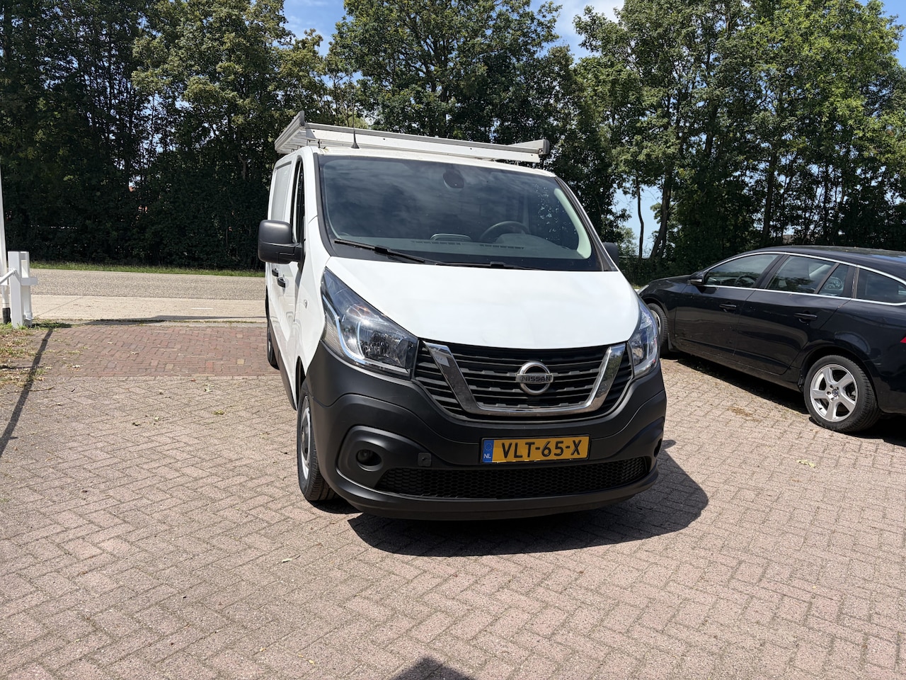 Nissan nv300 - 2.0 dCi 120 L1H1 Acenta CAMERA TREKHAAK IMPERIAAL CRUISE PDC - AutoWereld.nl
