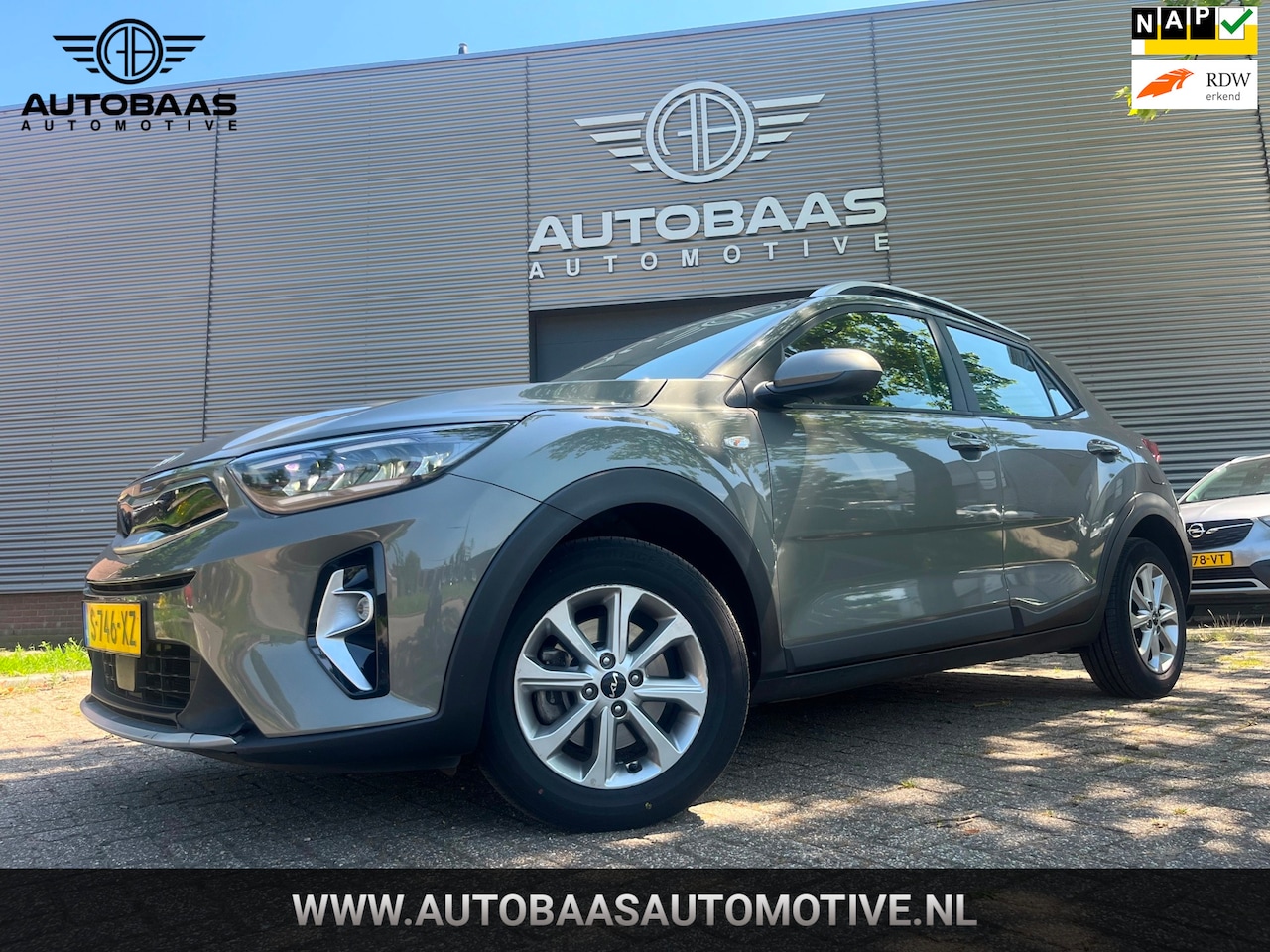 Kia Stonic - 1.0 T-GDi MHEV DynamicLine AUTOMAAT+1EIG+NAP+NL-AUTO+CAMERA+CRUISECONTROL+FULL LED+NAVI AP - AutoWereld.nl
