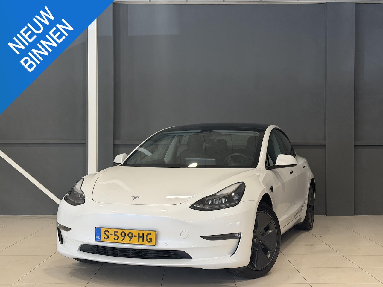 Tesla Model 3 - Long Range RWD Long Range AWD 75 kWh | Autopilot | Trekhaak | SOH 93% | - AutoWereld.nl