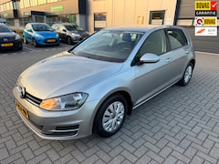 Volkswagen Golf - 1.2 TSI Trendline