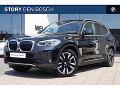 BMW iX3 - Executive / Achteruitrijcamera / Stoelverwarming / LED / Getint glas