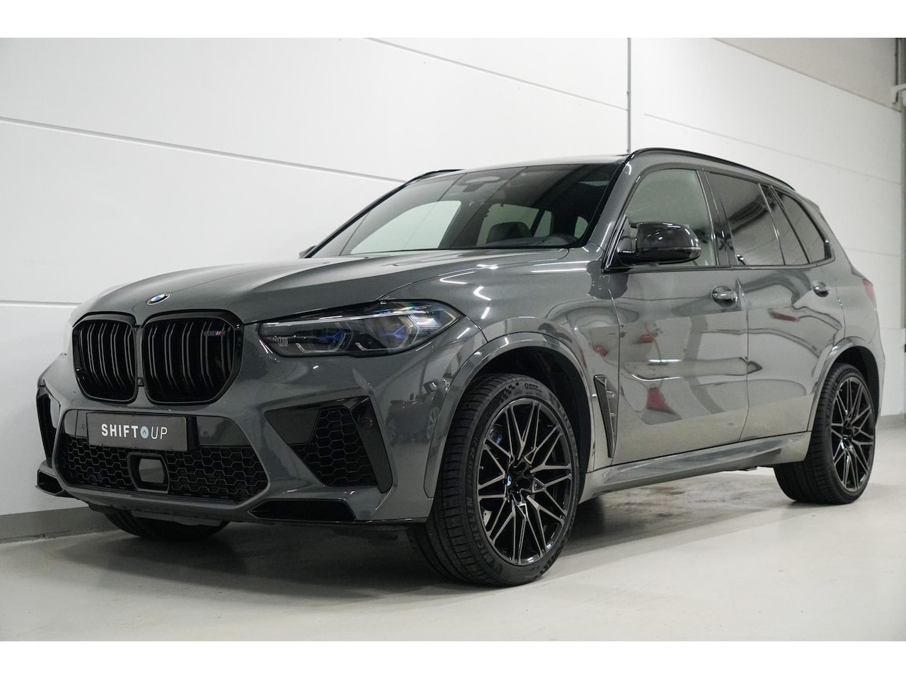 BMW X5 - M Competition SkyLounge | Bowers Wilkins | Stoelventilatie | TV's - AutoWereld.nl