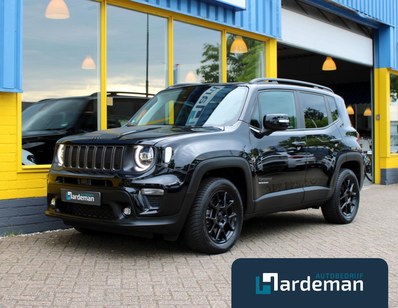 Jeep Renegade - 4xe 240 Plug-in Hybrid Electric Upland 4xe 240 Plug-in Hybrid Electric Upland - AutoWereld.nl