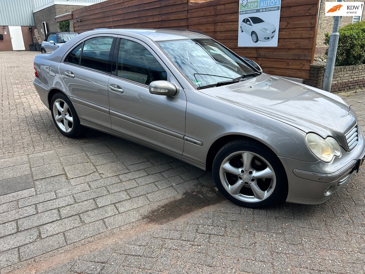 Mercedes-Benz C-klasse - 180 K. Elegance zeer mooie nette auto! - AutoWereld.nl