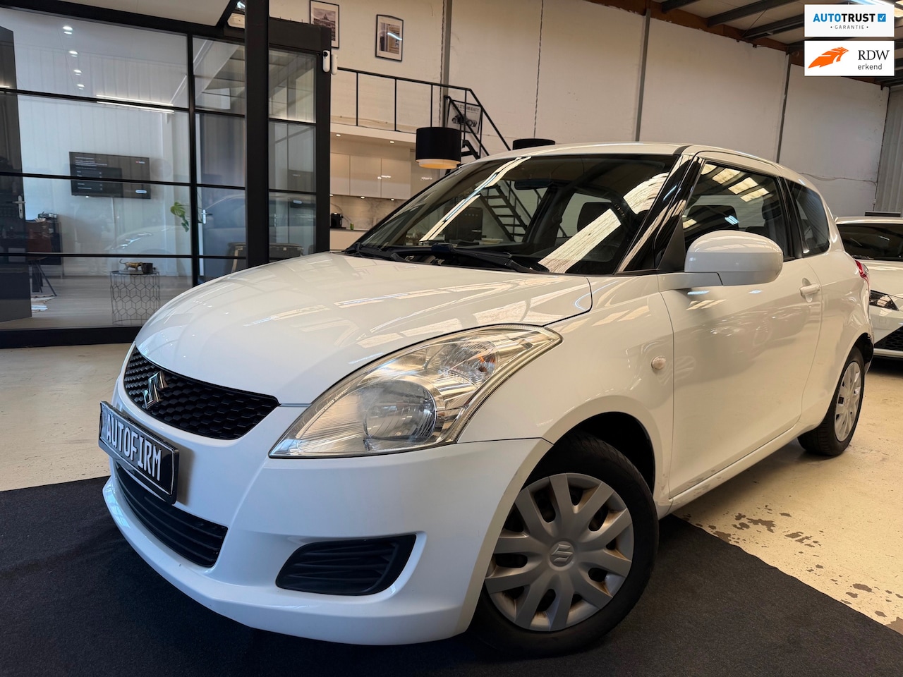 Suzuki Swift - 1.2 Nette Auto Airco Volledig Onderhouden - AutoWereld.nl