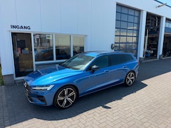 Volvo V60 - 2.0 B3 R-Design