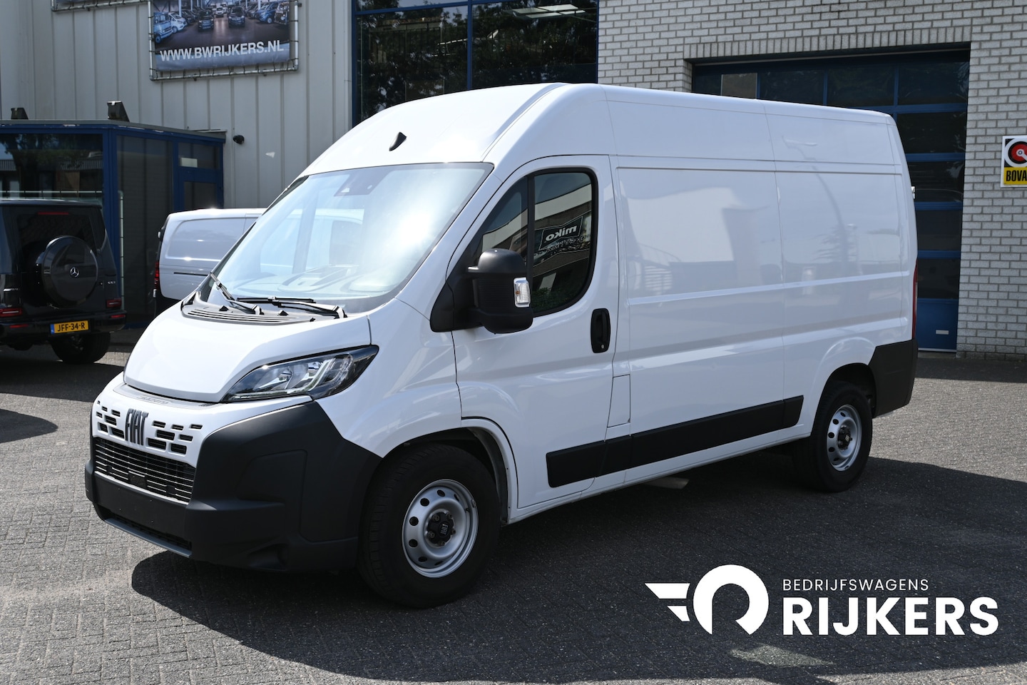 Fiat Ducato - L2H2 140 pk 3.5t Camera, 270 Graden achterdeuren - AutoWereld.nl