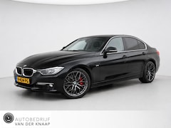 BMW 3-serie - 335i | Clima | Cruise | Multimedia/Navi | Stoelverwarming | Leder | PDC + Camera |