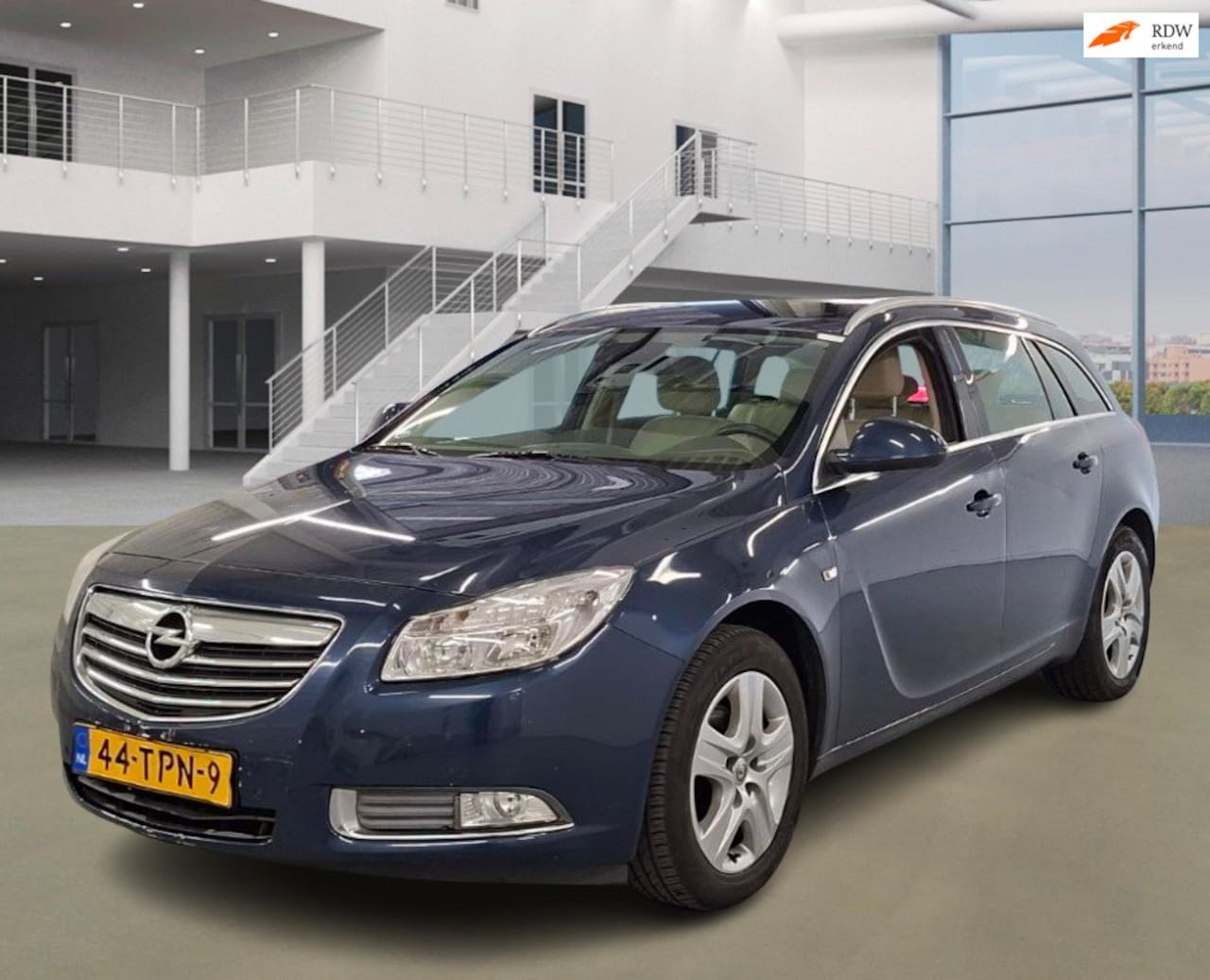 Opel Insignia Sports Tourer - 1.4 Turbo Business Edition NAVI PSENSOR CRUISE TREKHAAK 2 X SLEUTELS - AutoWereld.nl