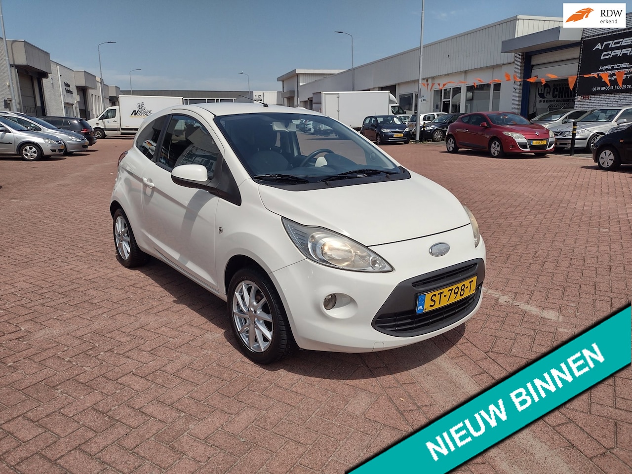 Ford Ka - 1.2 Trend MOOIE AUTO BEL 0619590613 APK 09-05-2027 AIRCO - AutoWereld.nl
