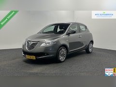 Lancia Y(psilon) - Ypsilon 0.9 TwinAir S MomoDesign AIRCO LM
