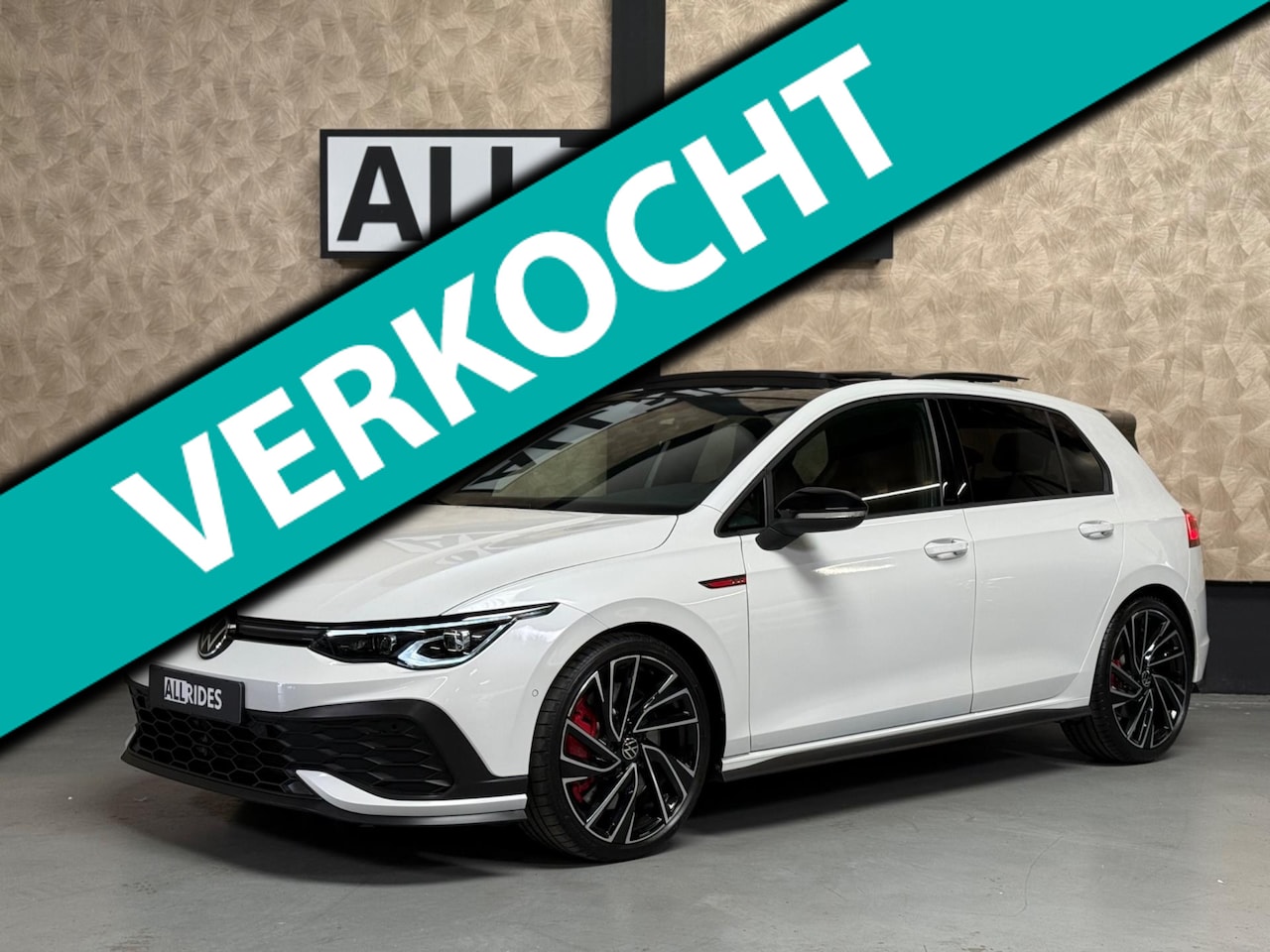 Volkswagen Golf - 2.0 TSI GTI Clubsport | pano | Keyless | Downpipe | Keyless | ACC - AutoWereld.nl