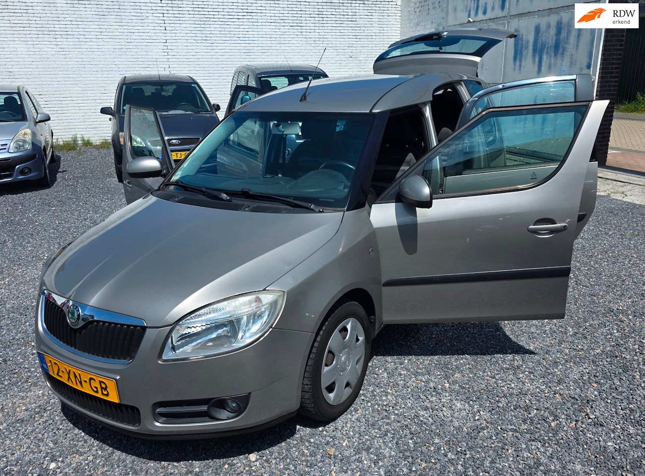 Skoda Roomster - 1.6-16V Style AUTOMAAT AIRCO - AutoWereld.nl