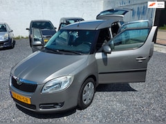 Skoda Roomster - 1.6-16V Style AUTOMAAT AIRCO