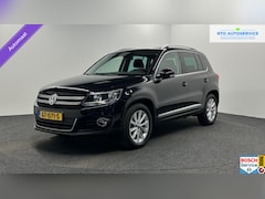 Volkswagen Tiguan - 1.4 TSI Sport&Style TREKHAAK ECC CRUISE NAVI