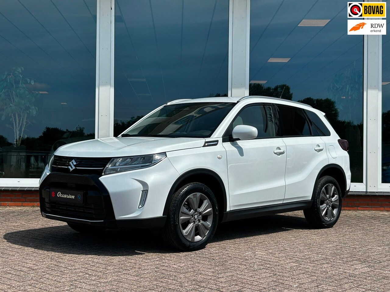 Suzuki Vitara - 1.4 Boosterjet Smart Hybrid AUT. - Select - Navi - Camera - PDC - LM - AutoWereld.nl